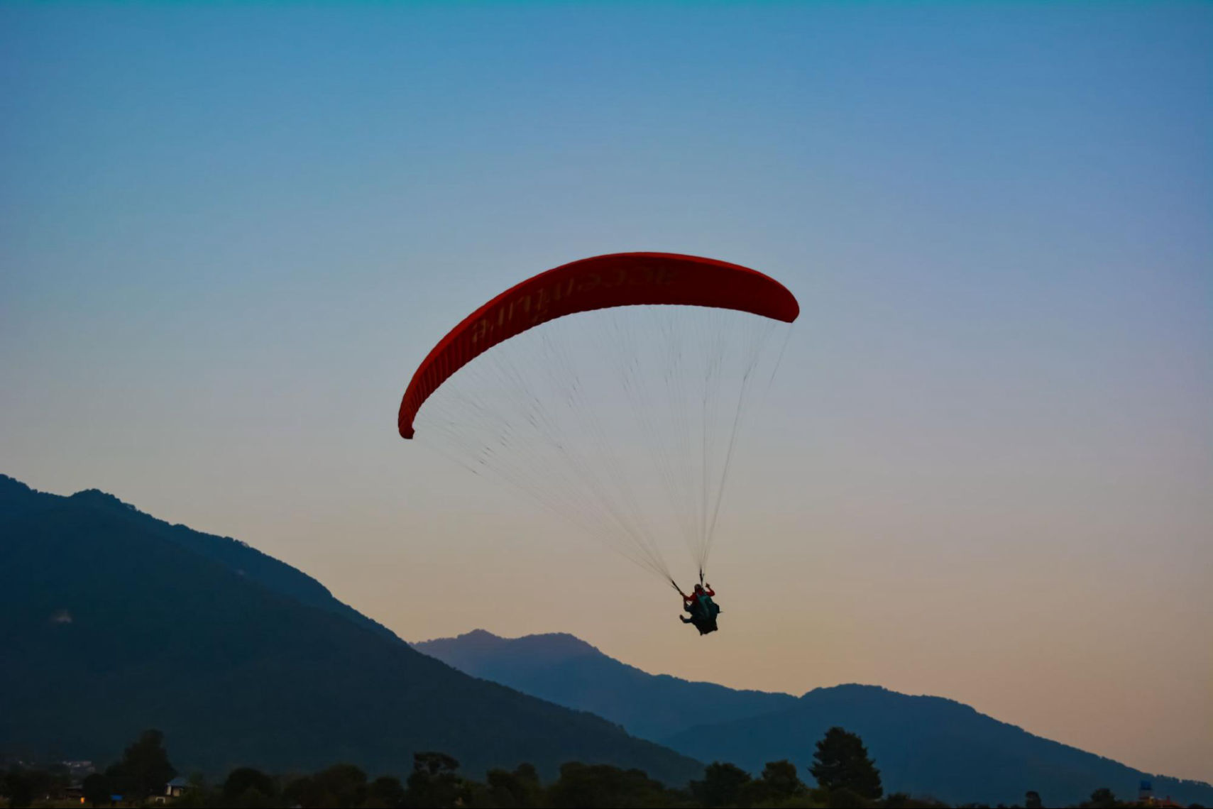 Bir Billing paragliding flight takeoff