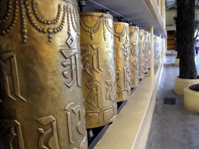 Read more about the article Thekchen Choling Temple