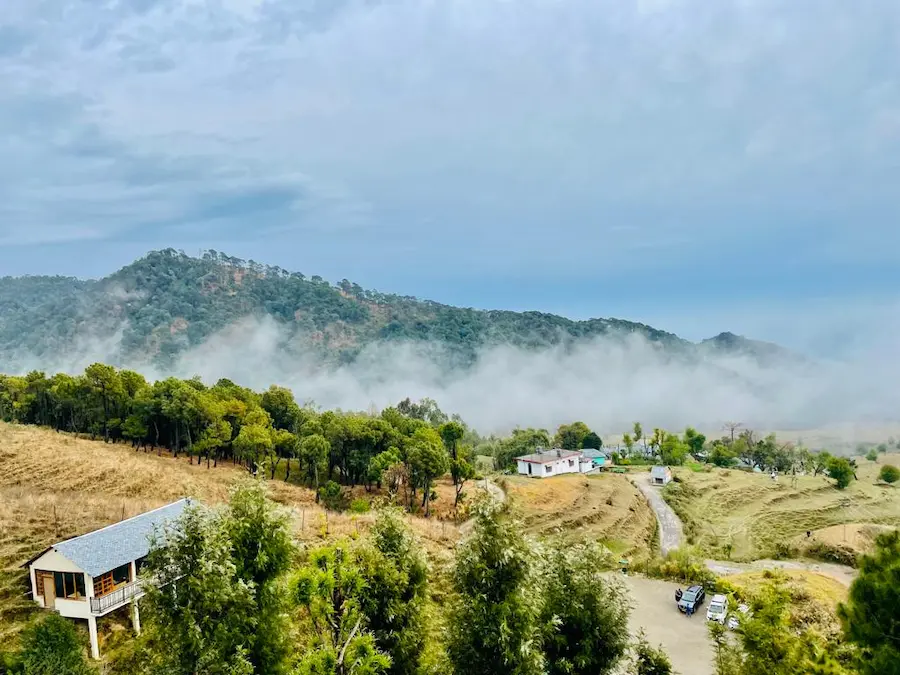 scenery at resort in himachal pradesh