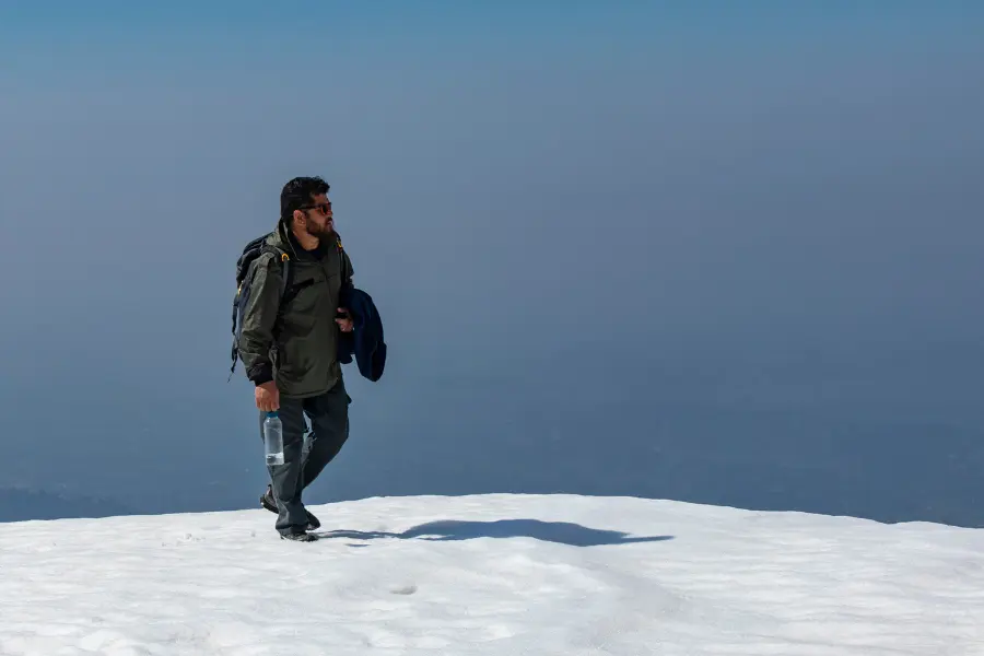 solo adventurer on top of the mountain